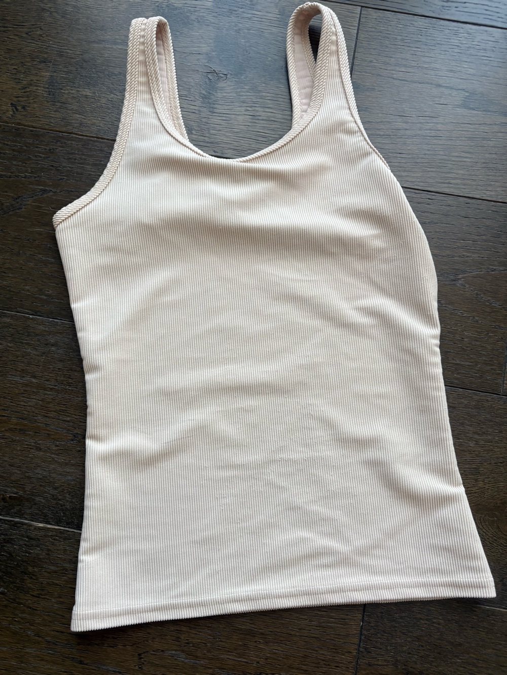 Fleo breeze tank top